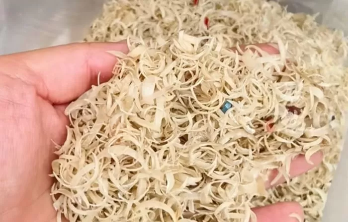 Pessoas na China estão vendendo os recortes de unha online