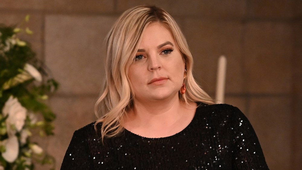 A estrela do 'Hospital Geral', Kirsten Storms, diz que precisa de uma cirurgia no cérebro