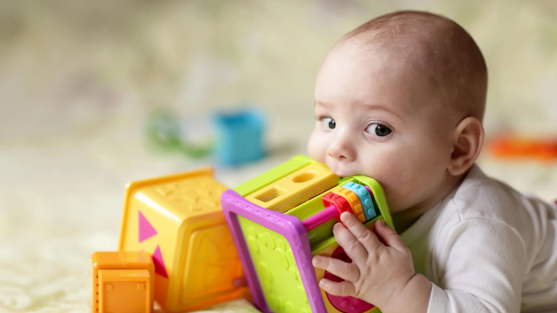 A exposição plástica infantil pode estar alimentando a obesidade, infertilidade e asma