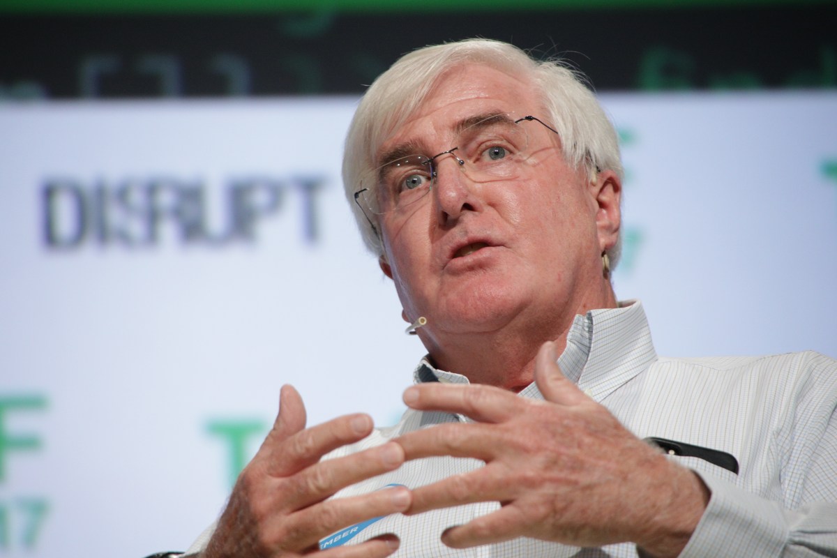 A lenda do VC Ron Conway sai da Salesforce Foundation após comentários da Guarda Nacional de Benioff
