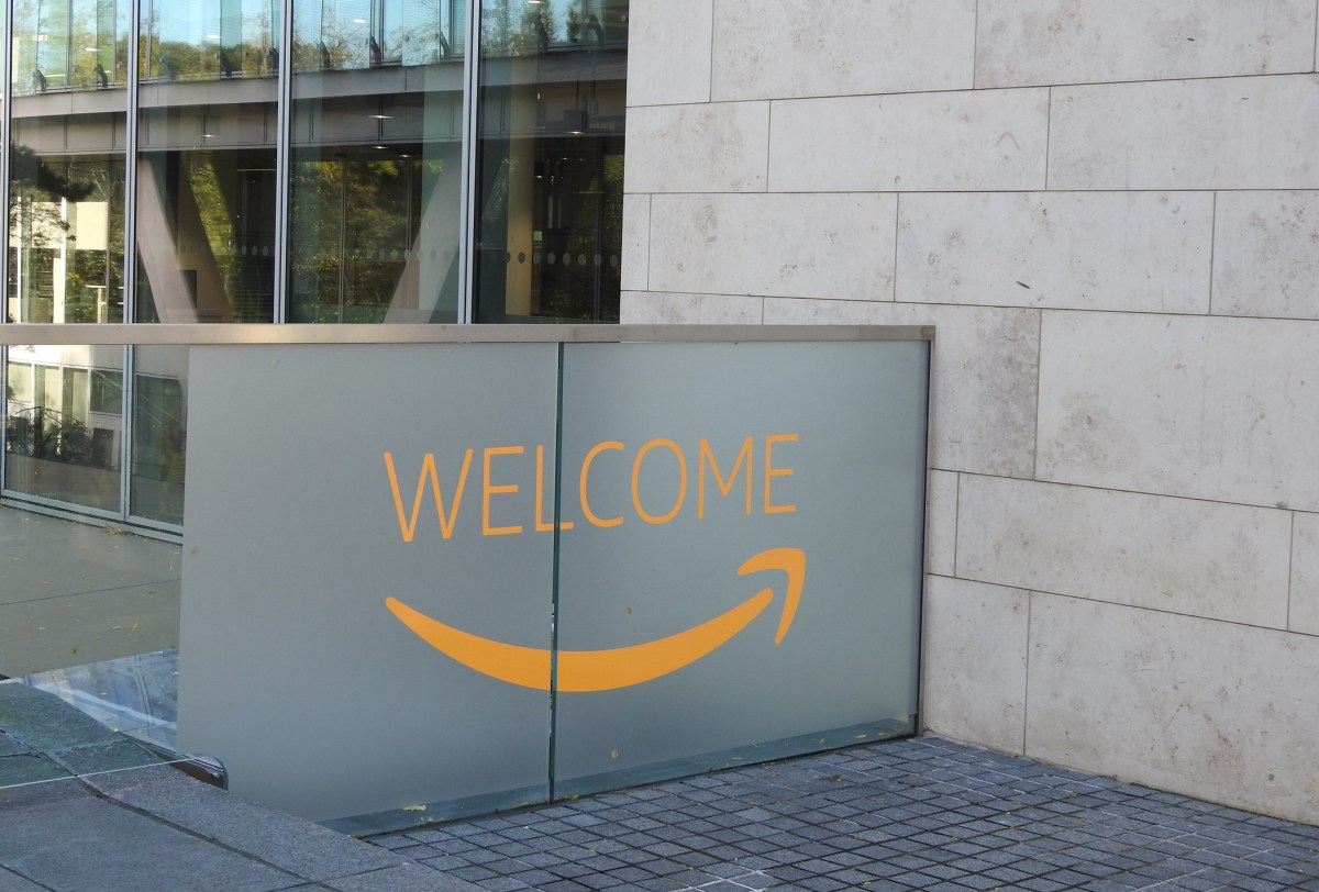 Amazon cortará 14 mil empregos corporativos