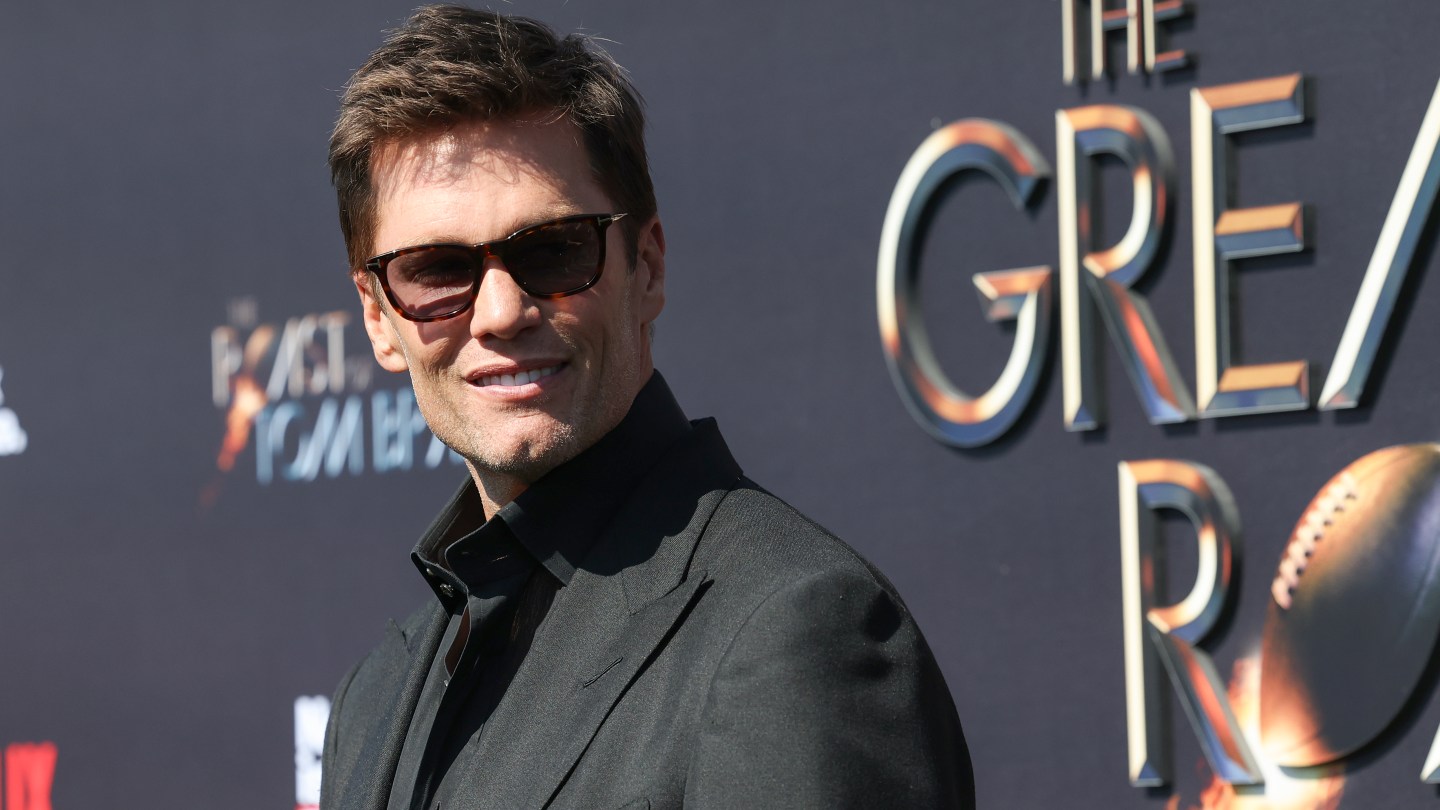 Anúncio da fritadeira de ar Tom Brady Ninja convida as pessoas para assá-lo