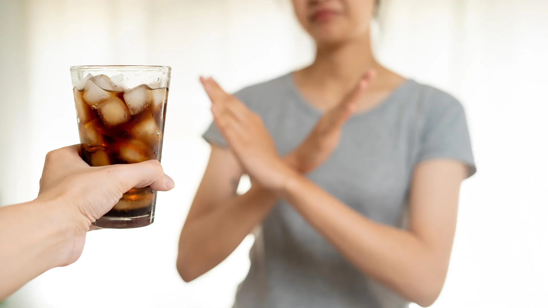 Até mesmo o refrigerante “diet” pode estar prejudicando silenciosamente o fígado, alertam os cientistas