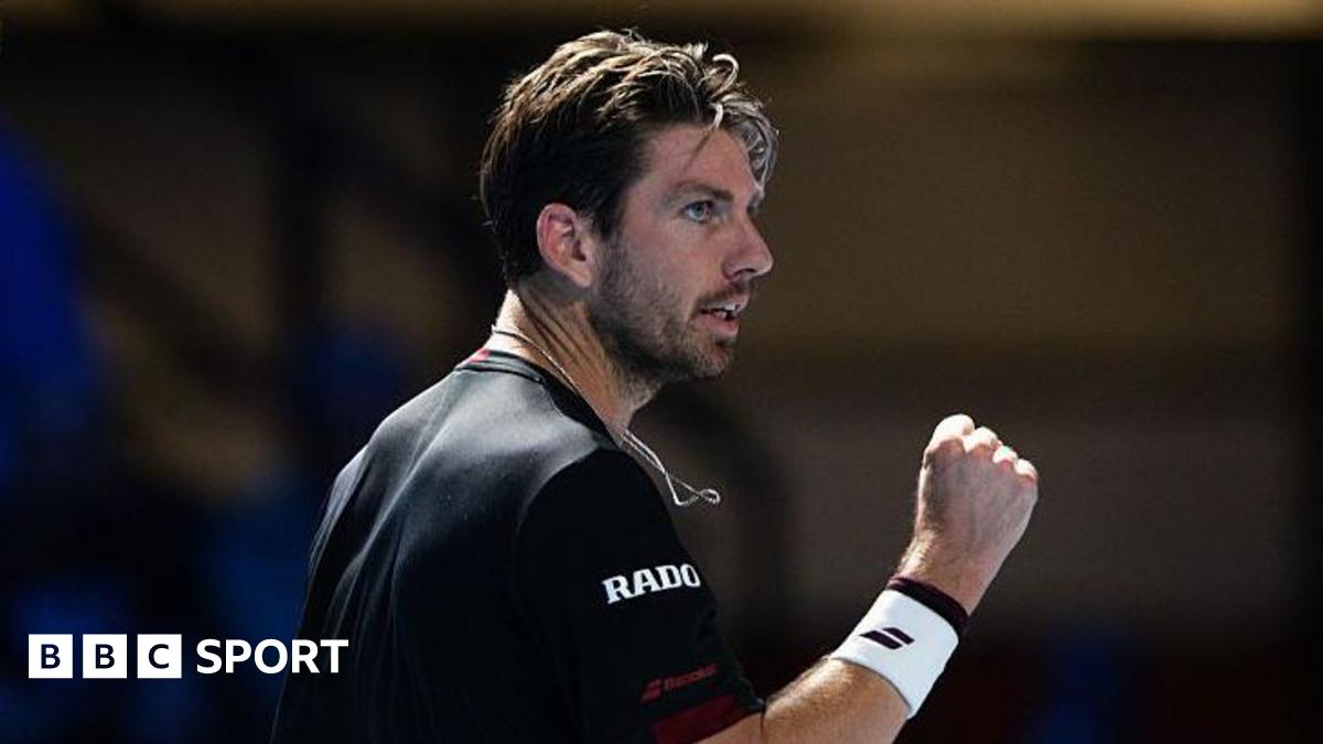 Cameron Norrie fist pumping in celebration
