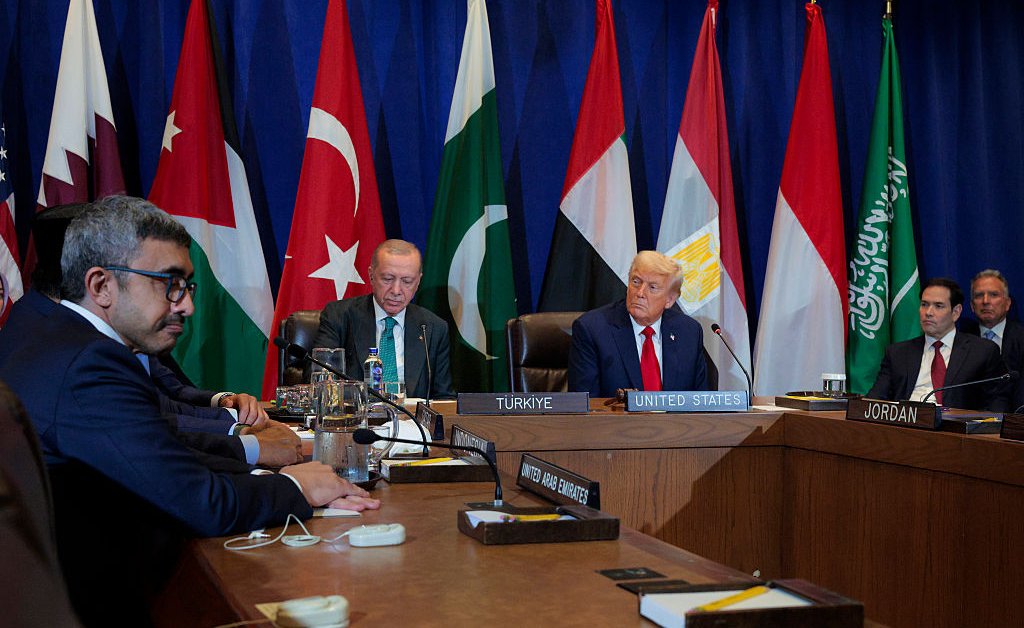 Como a administração Trump selou o acordo de cessar-fogo em Gaza
