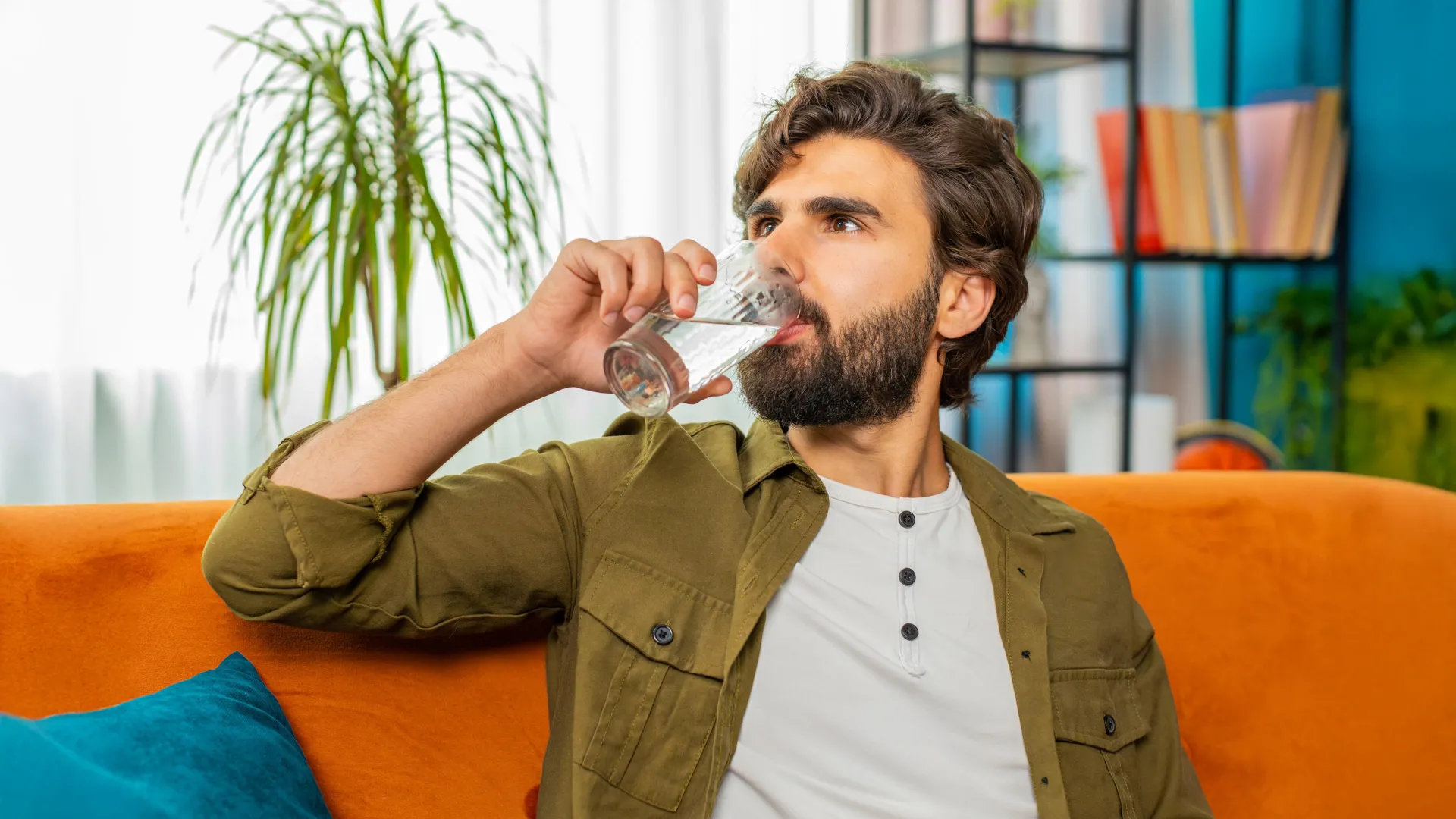 Como a desidratação secretamente alimenta problemas de ansiedade e saúde