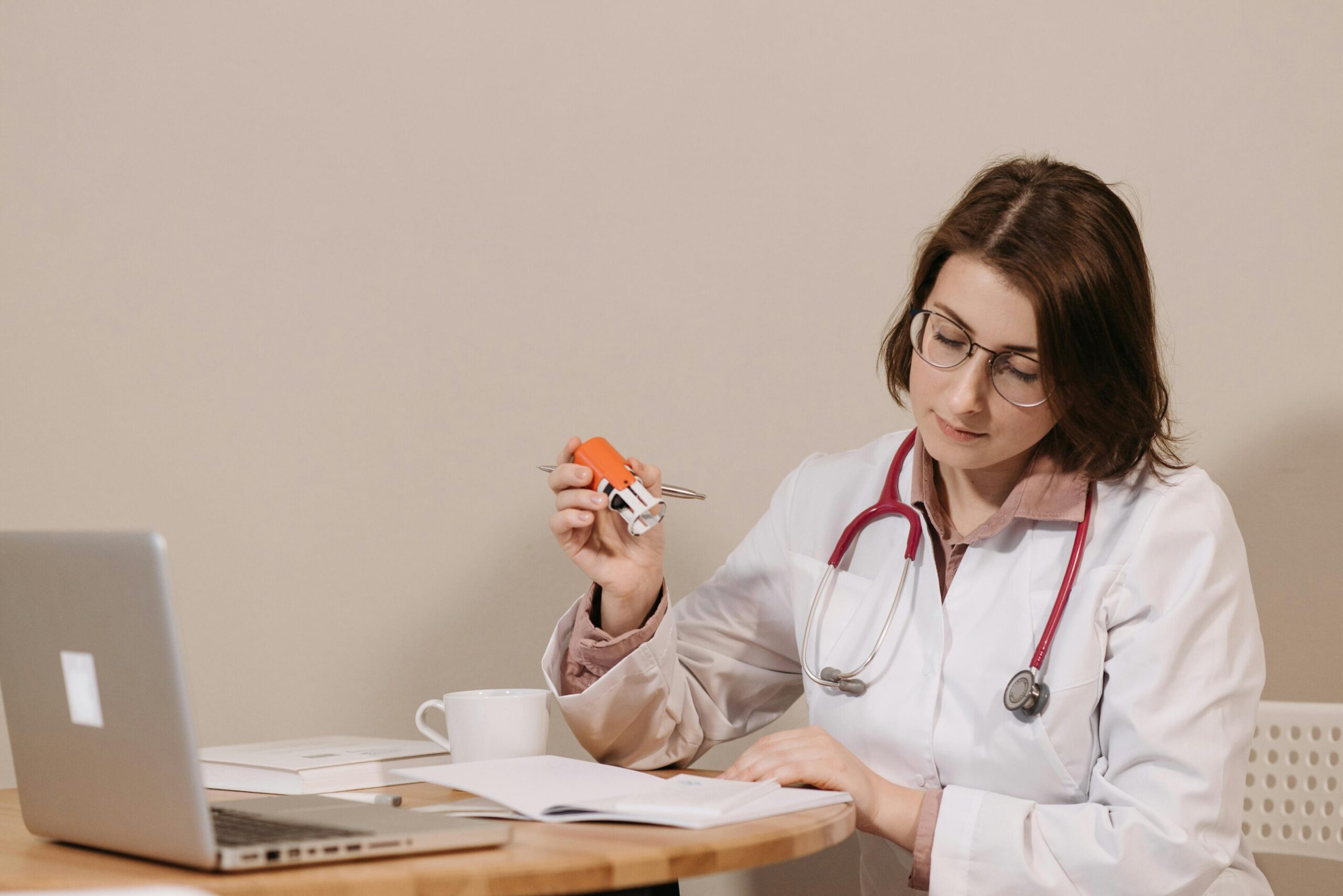 Estudo encontra as subespecialidades de psiquiatria, atenção primária e ob/gyn atingidas pelo mais difícil por atrito médico