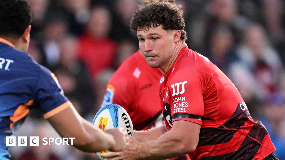Fletcher Anderson attacks for Crusaders against Moana Pasifika
