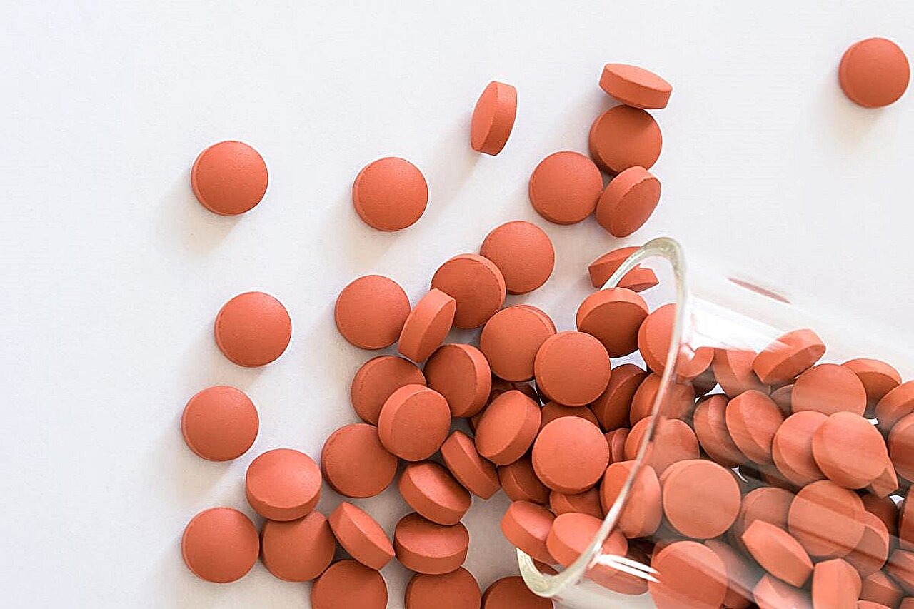 Fornecimento de medicamentos dos EUA profundamente dependente de ingredientes chineses