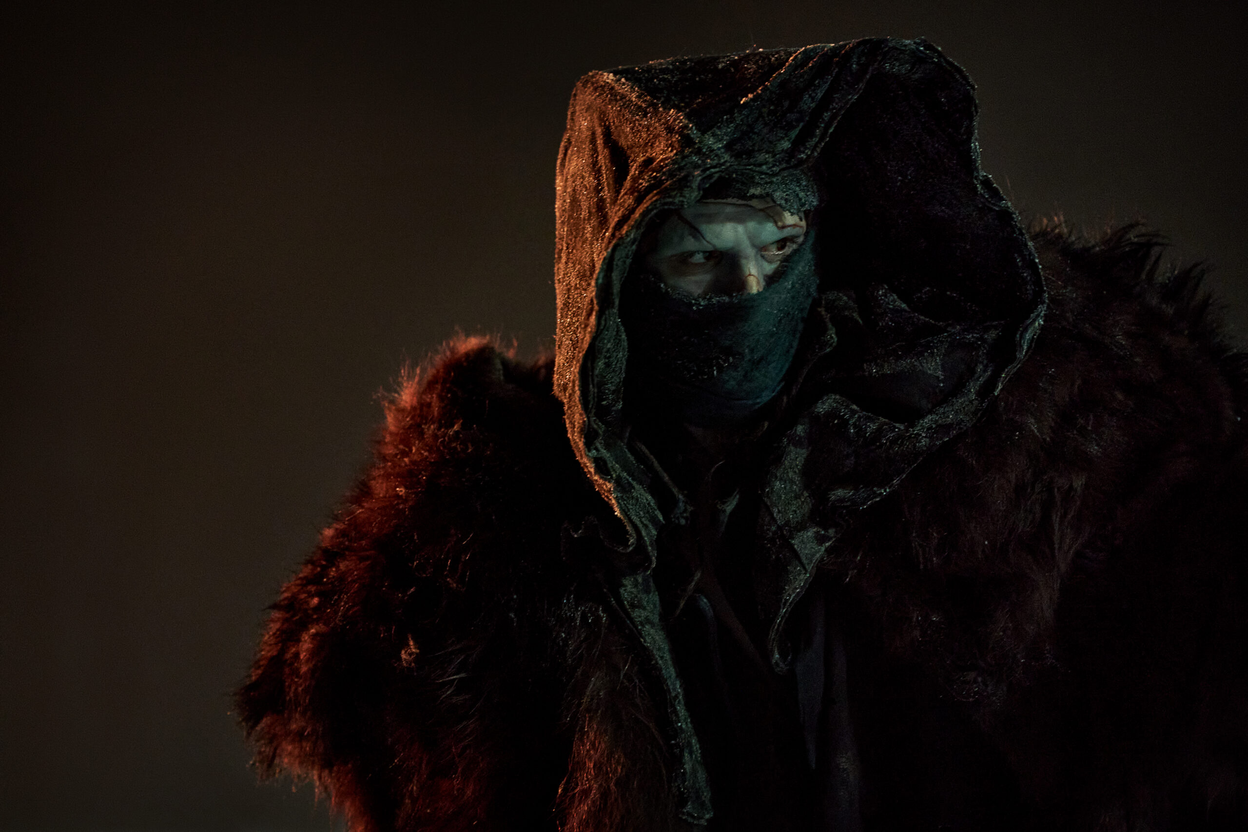 Jacob Elordi como a criatura em 'Frankenstein'.