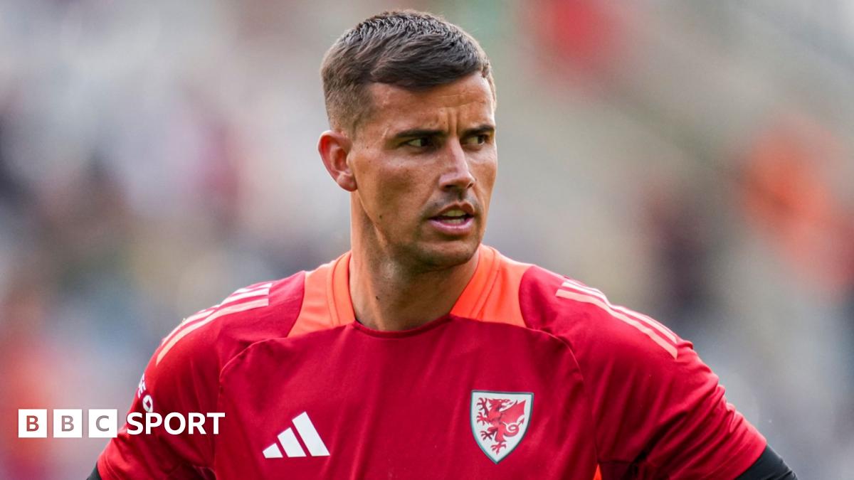 Karl Darlow in a red Wales kit