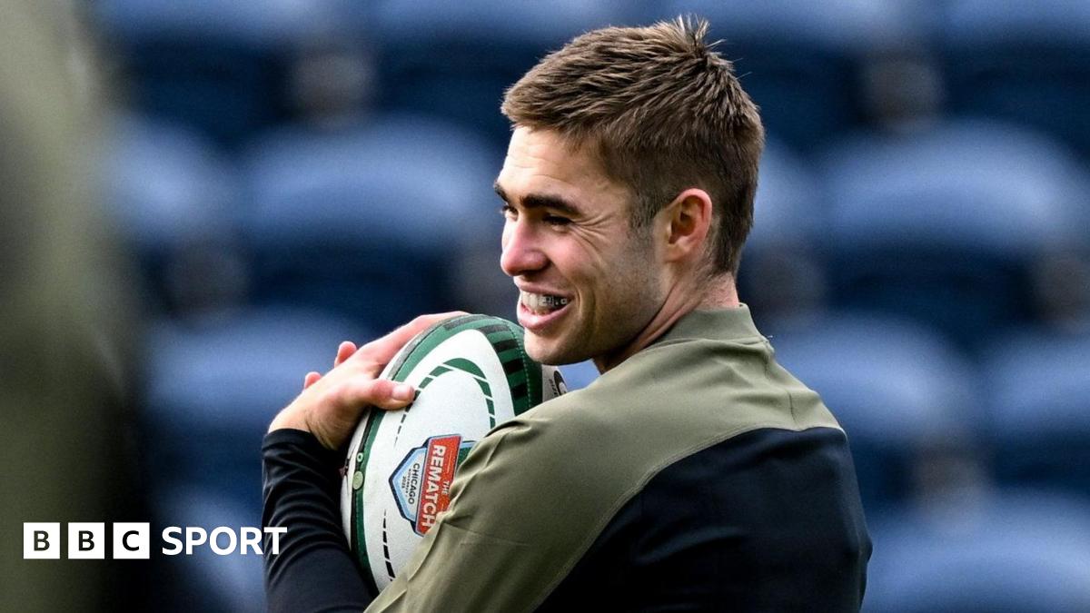 Jack Crowley in Ireland training