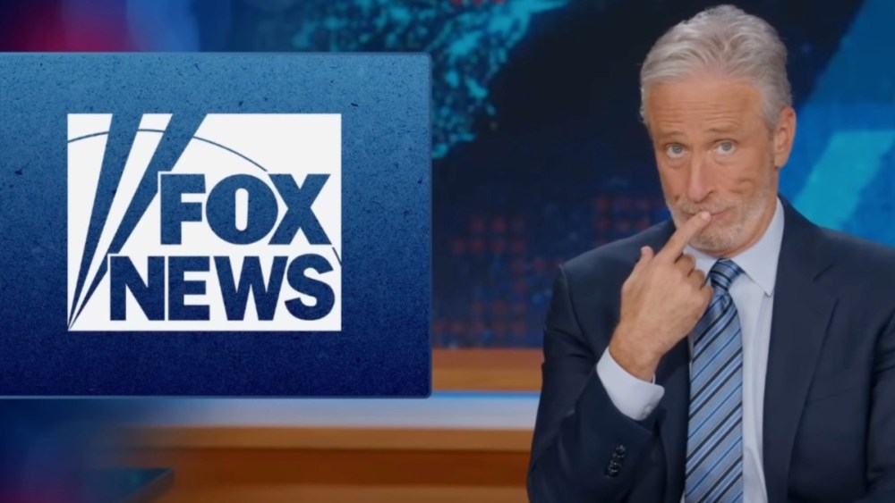 Jon Stewart critica a resposta da Fox News aos protestos do No Kings