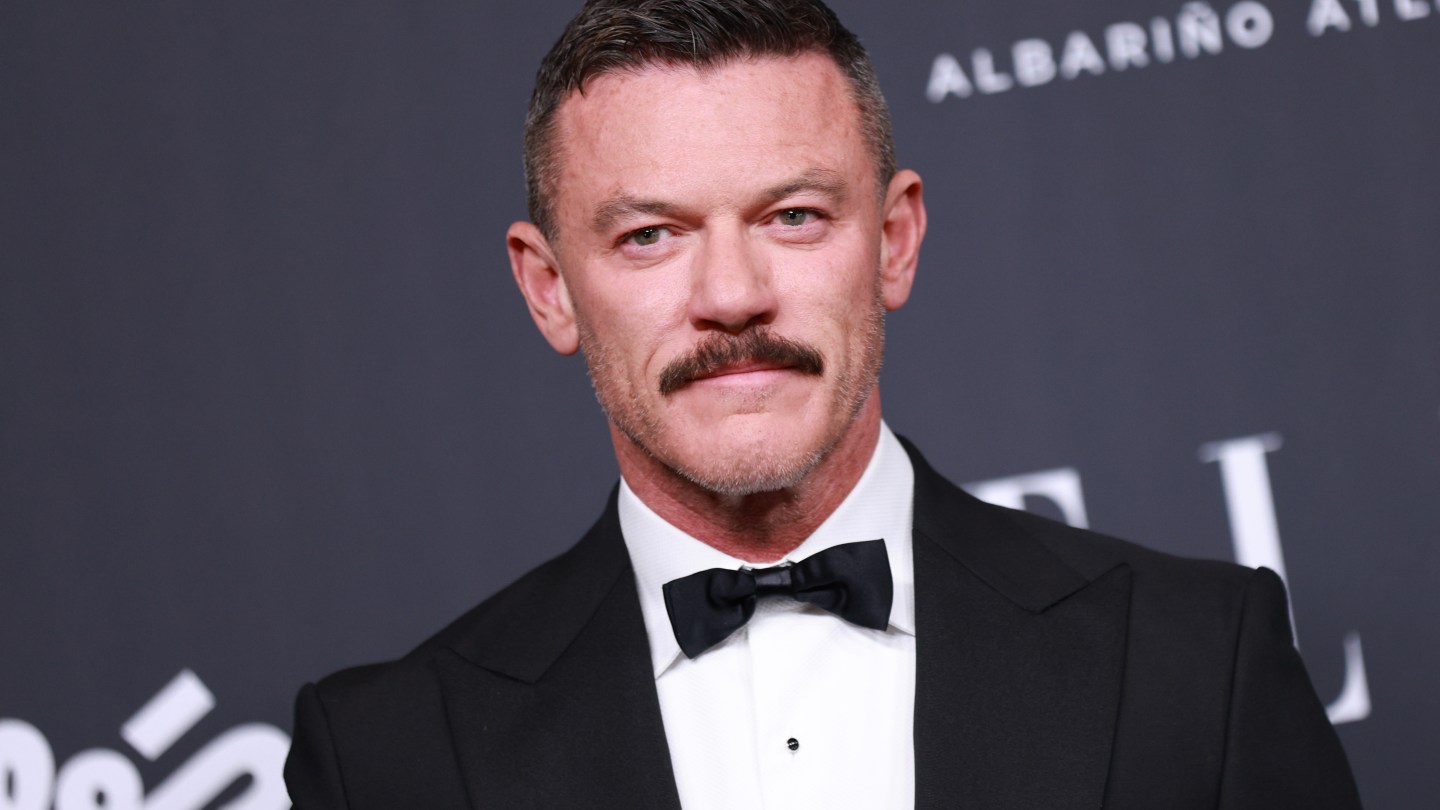 Luke Evans fará estreia na Broadway em 'Rocky Horror Picture Show'