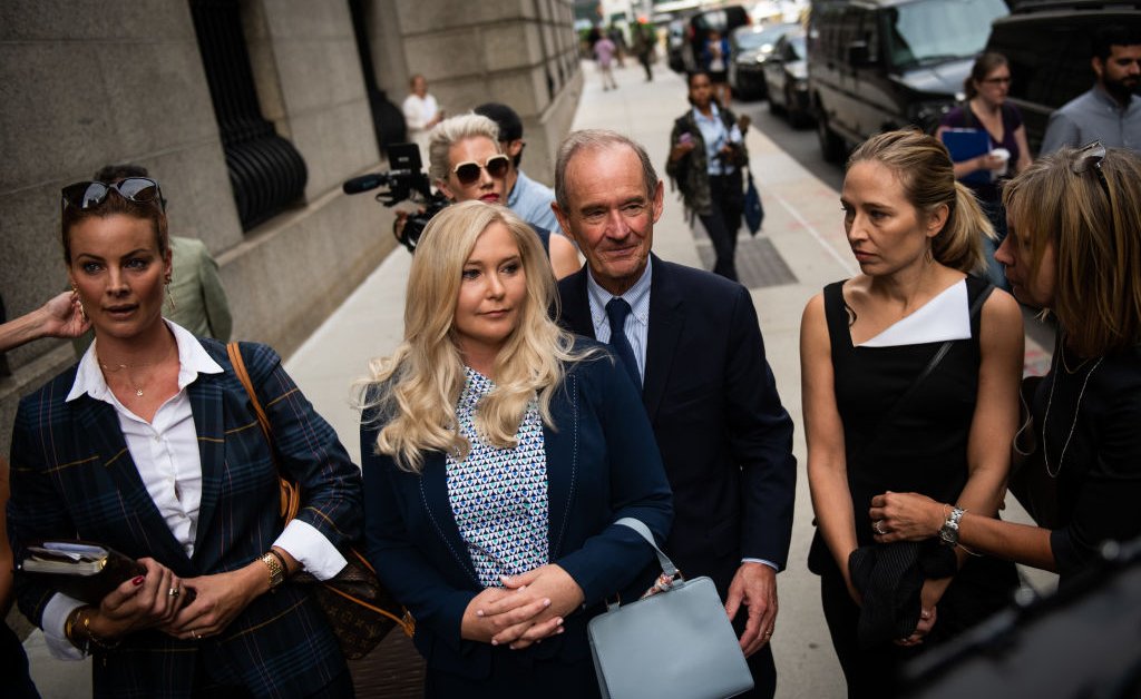 Mais detalhes sobre o abuso de Epstein surgem no extrato de memórias