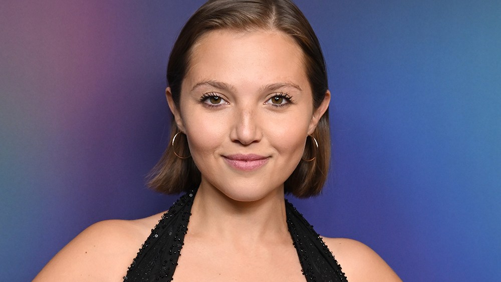 Mia McKenna-Bruce definida para filmes dos Beatles de Sam Mendes