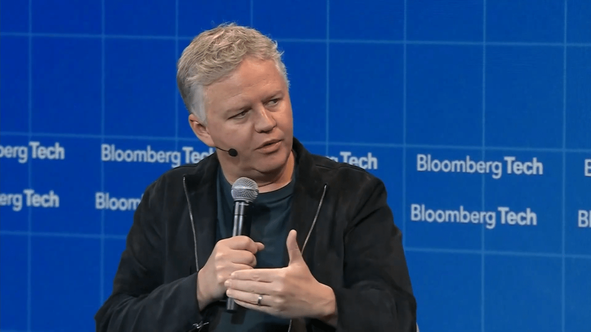 O CEO da Cloudflare, Matthew Prince, está pressionando o regulador do Reino Unido para separar a pesquisa do Google e os rastreadores de IA