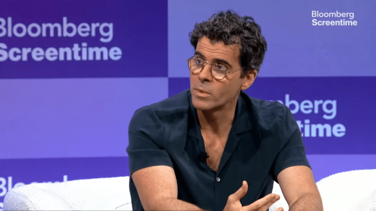 O chefe do Instagram, Adam Mosseri, rebate os temores de MrBeast sobre IA, mas admite que a sociedade terá que se ajustar