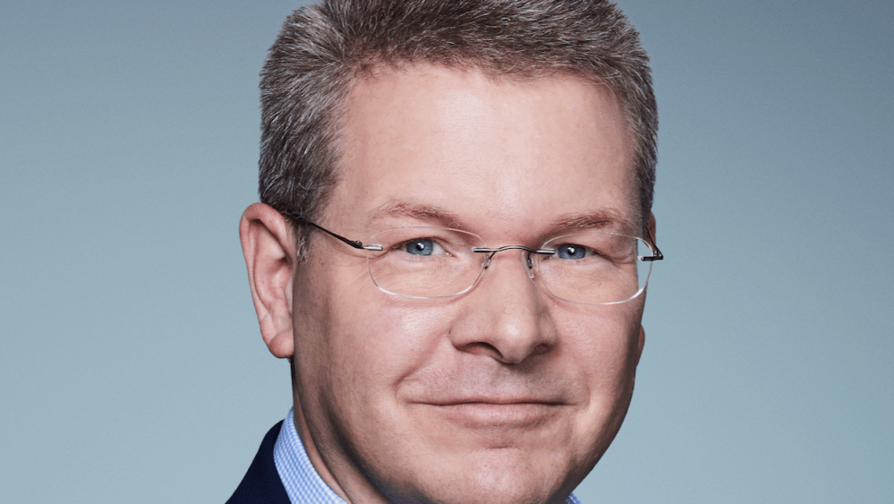 O chefe do c-span, Sam Feist, pula para 'cessar-fogo' depois de 'Crossfire'