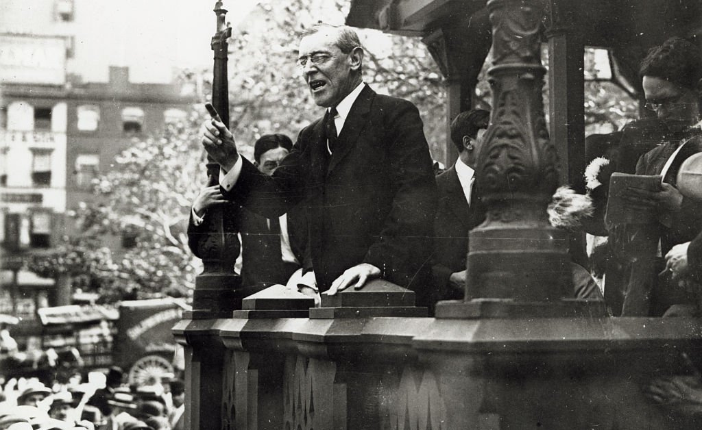 O presidente que ressegregou o governo federal