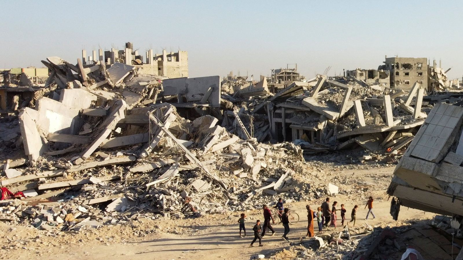 O primeiro-ministro israelense, Benjamin Netanyahu, ordena que os militares realizem ataques imediatos em Gaza | Notícias do mundo