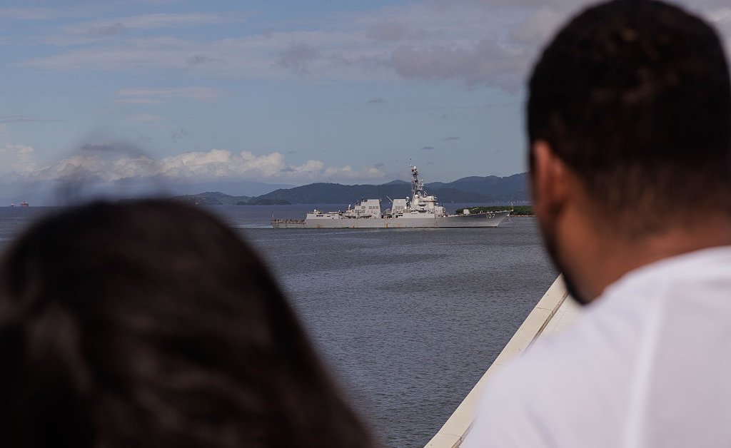 Os republicanos estão começando a se manifestar contra a campanha de Trump sobre bombardeios em barcos