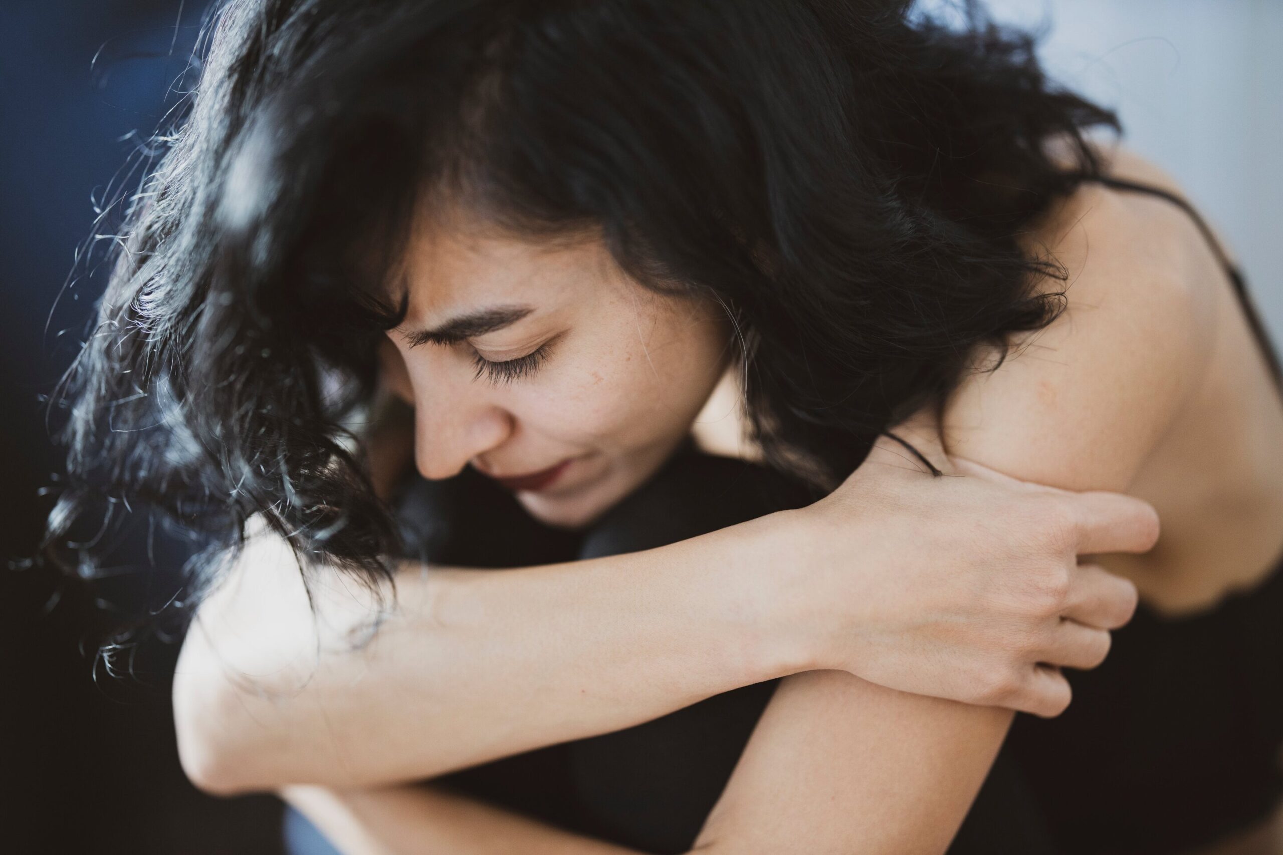 Problemas digestivos são mais comuns durante a perimenopausa e a menopausa, segundo estudo