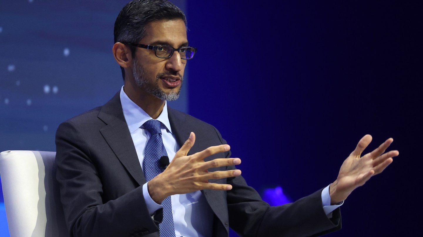 Publicidade no YouTube atinge US$ 10,3 bilhões, Alphabet atinge US$ 100 bilhões no total