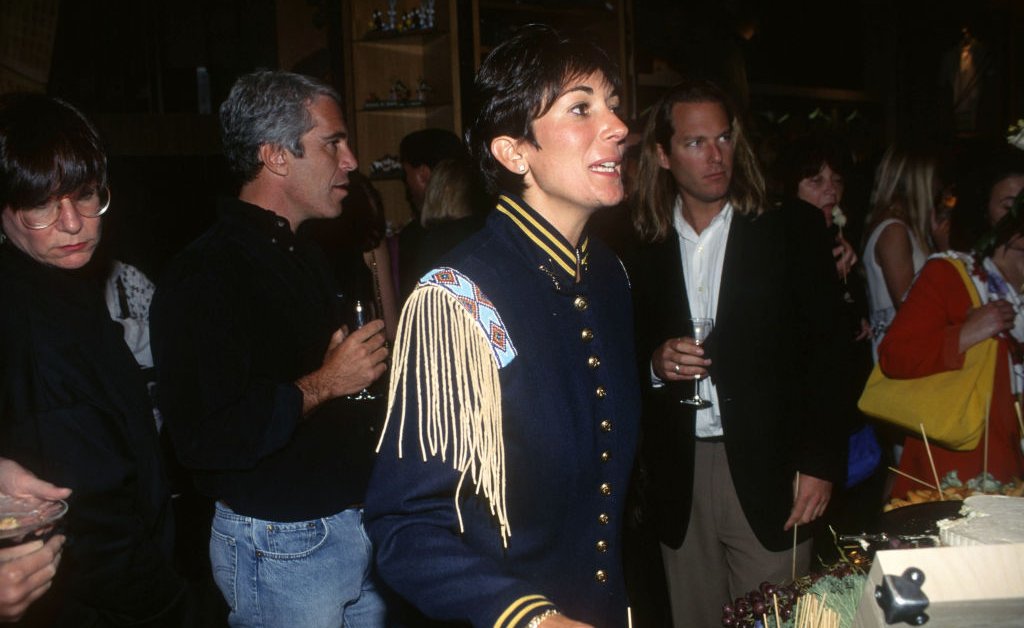 Será que Trump perdoará a traficante sexual infantil Ghislaine Maxwell?