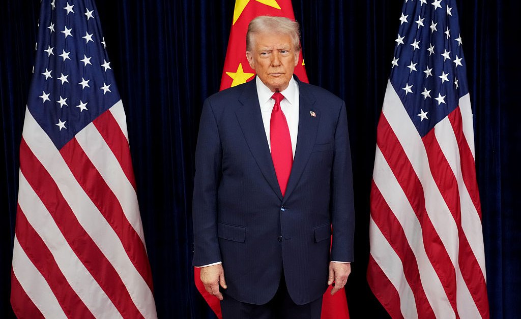 Trump diz que EUA reiniciarão testes de armas nucleares