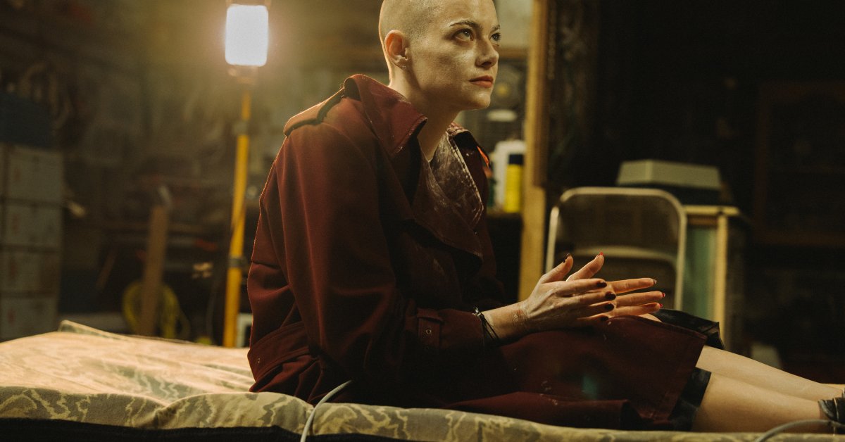 Vamos falar sobre o final comicamente sombrio de Bugonia