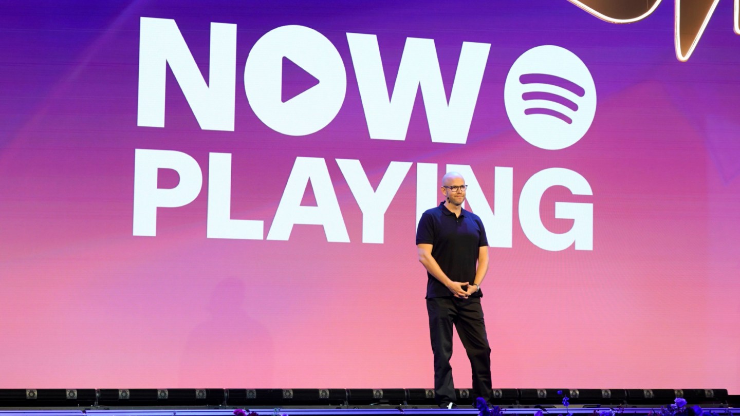 Ação coletiva do Spotify alega fraude, regime “Pay-for-Play”