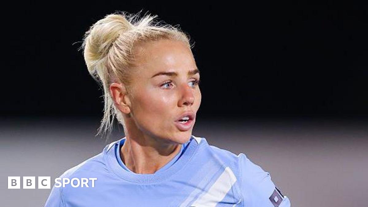 Alex Greenwood of Manchester City during the Barclays Women's Super League match between Manchester City and Brighton & Hove Albion at Joie Stadium on September 12, 2025