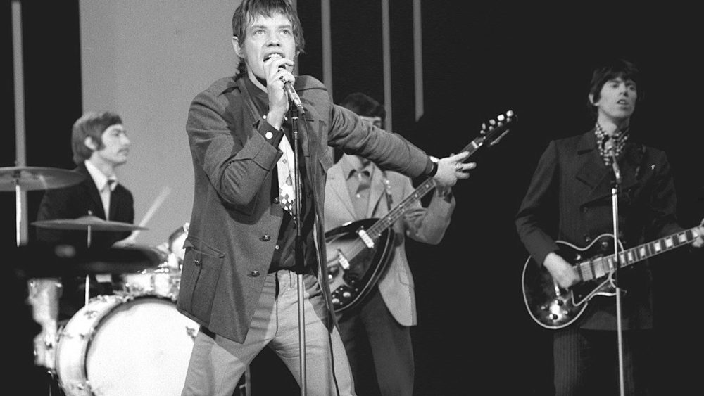 Behr Paint processada pelo uso de 'Paint It Black' dos Rolling Stones