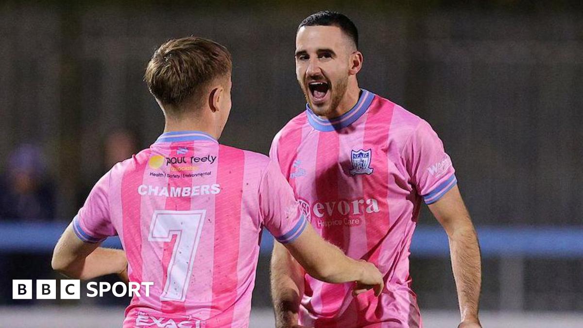 Troy Deeney and Moises Caicedo