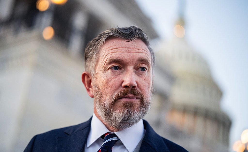 Depois de forçar a votação dos arquivos de Epstein, Thomas Massie não terminou