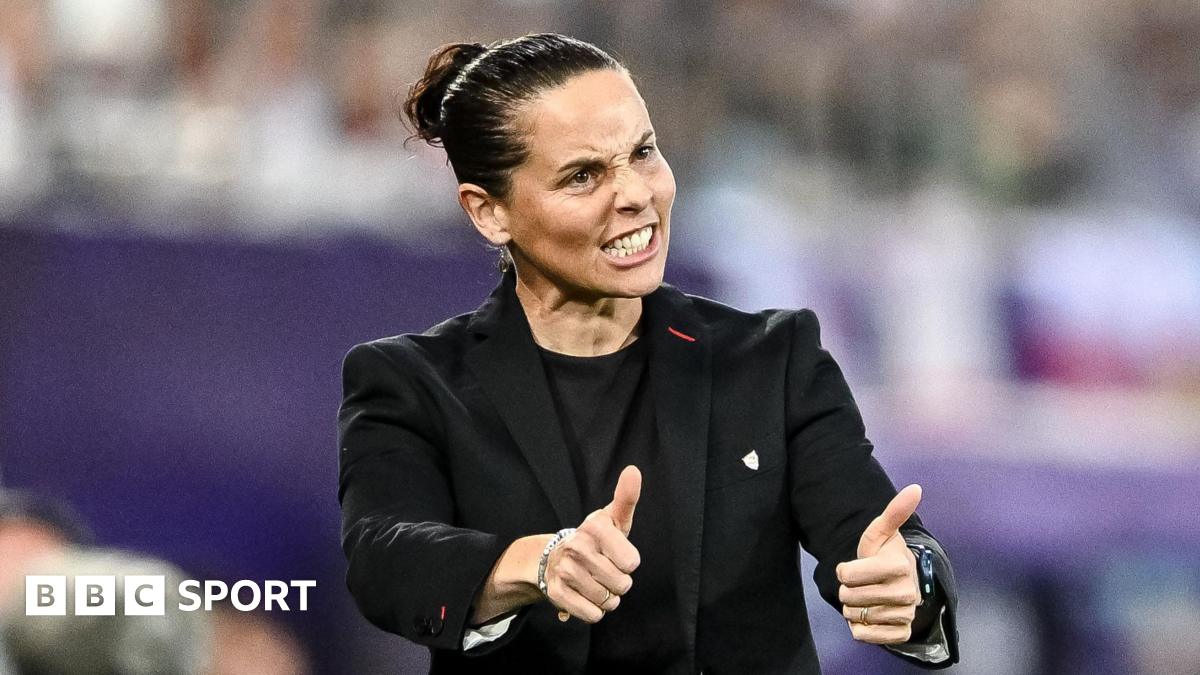 Troy Deeney and Moises Caicedo