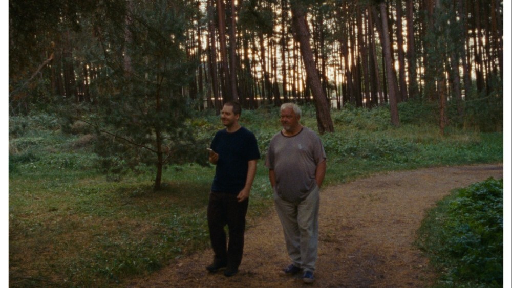 Hollywood Glamour, Estonia Studios, Catalunha