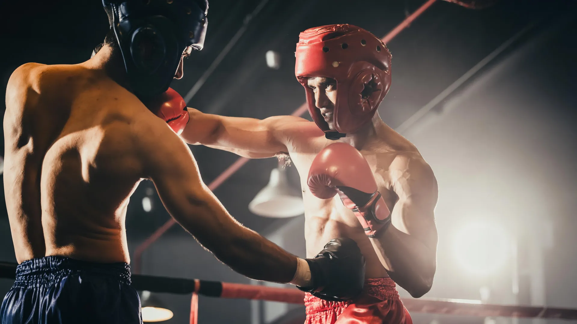 Impactos repetidos na cabeça podem quebrar silenciosamente o sistema de limpeza do cérebro