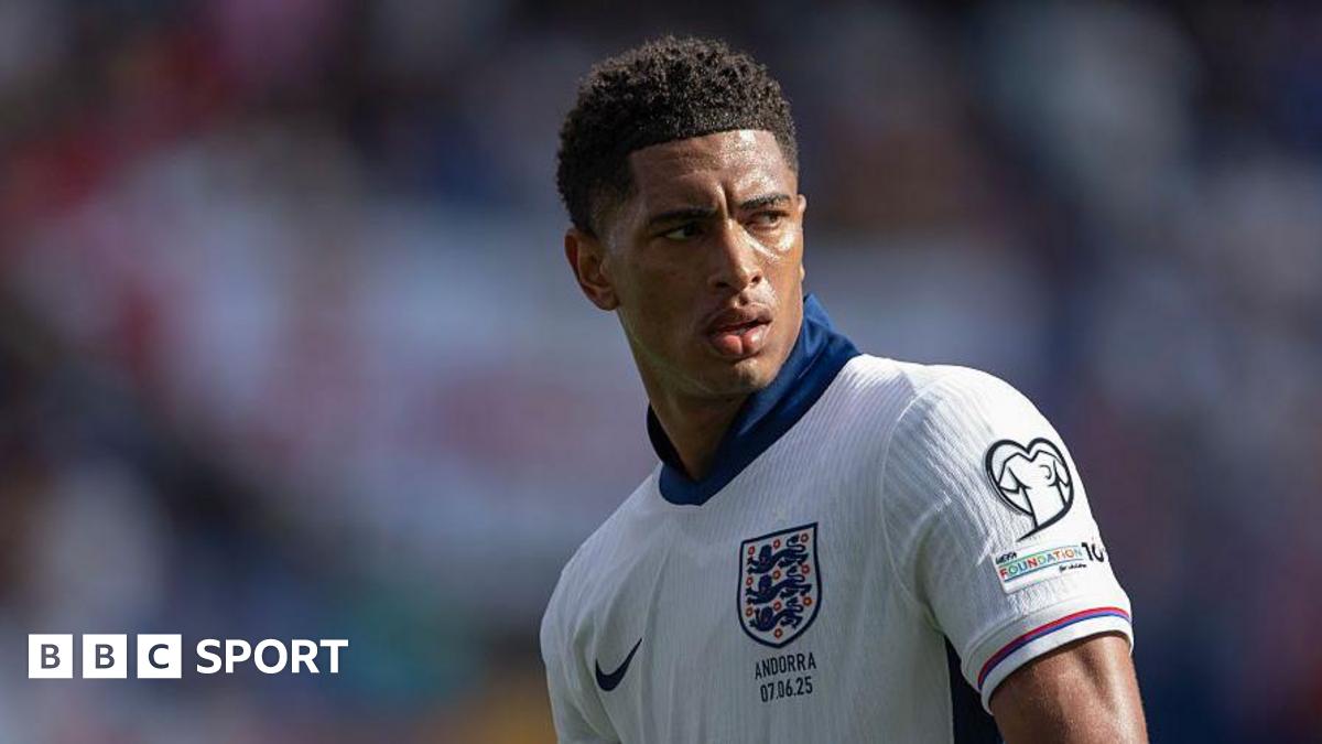 Jude Bellingham wearing an England shirt