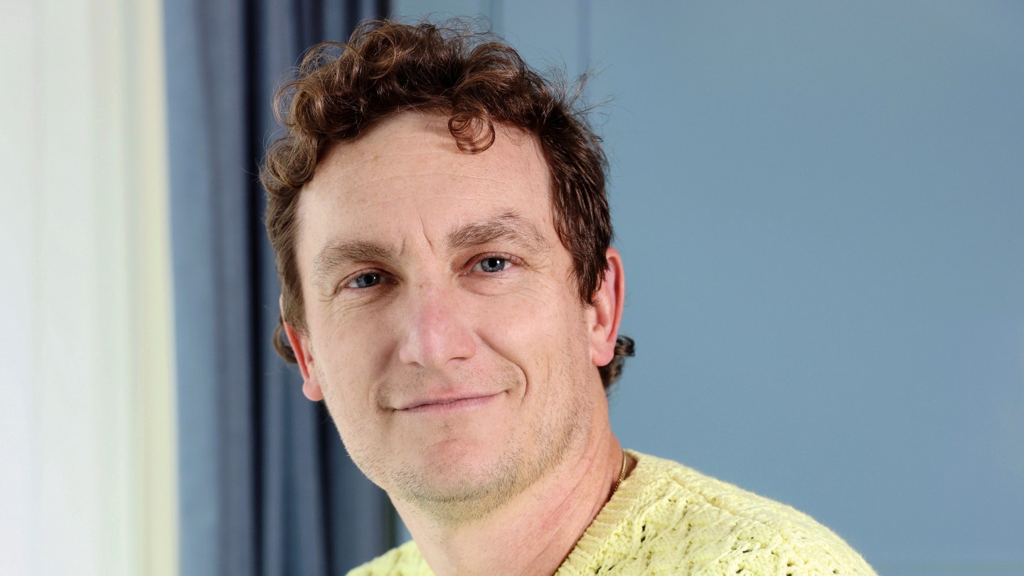 Kevin Rowe entra para a Entertainment 360