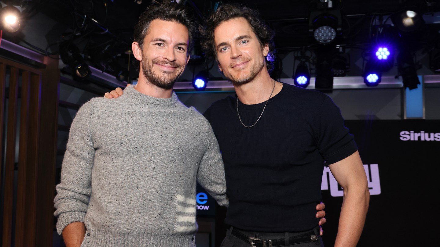 Matt Bomer reage à homenagem de homem mais sexy do mundo de Jonathan Bailey
