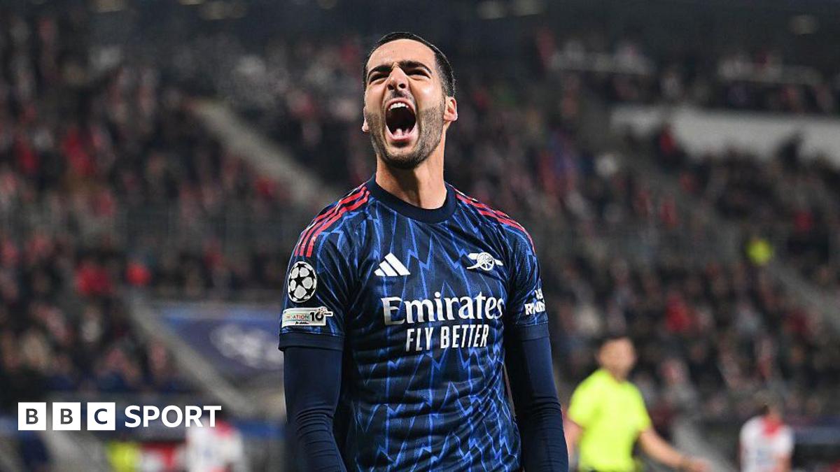 Troy Deeney and Moises Caicedo