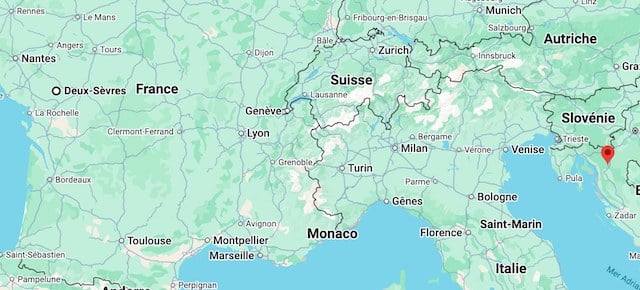 Octogenário francês toma o caminho errado enquanto dirige para o consultório médico e acaba a 1.600 quilômetros de distância em outro país