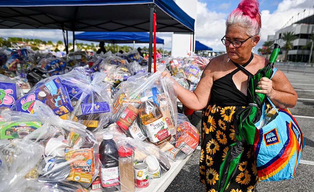 Pessoas que recebem vale-refeição estão lutando para se alimentar durante a paralisação