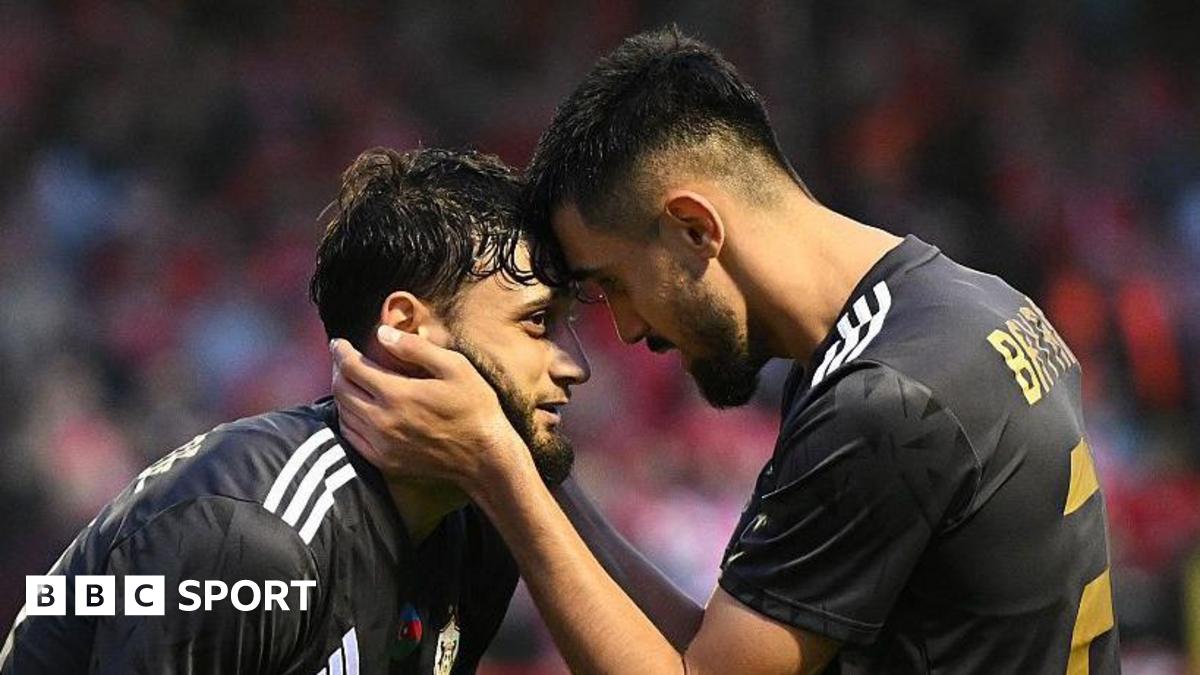 Troy Deeney and Moises Caicedo