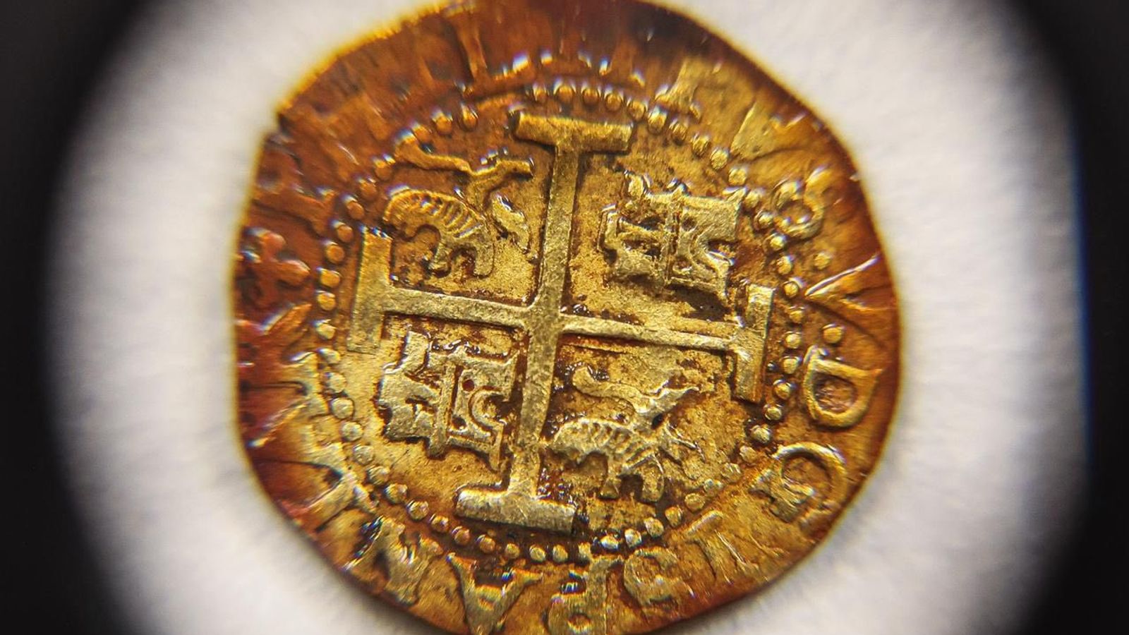 One of the coins recovered from the wreck of the San José. Pic: Armada de la República de Colombia