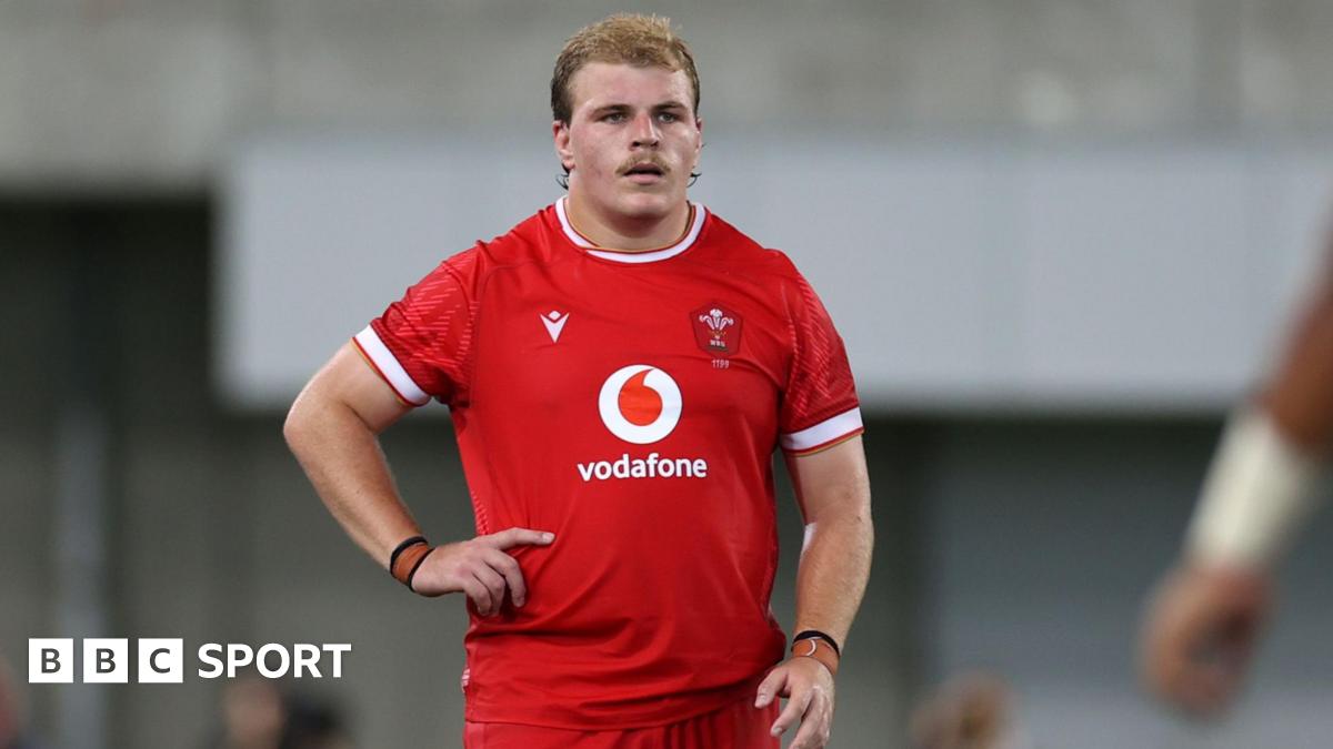 Wales' Archie Griffin in action against Japan