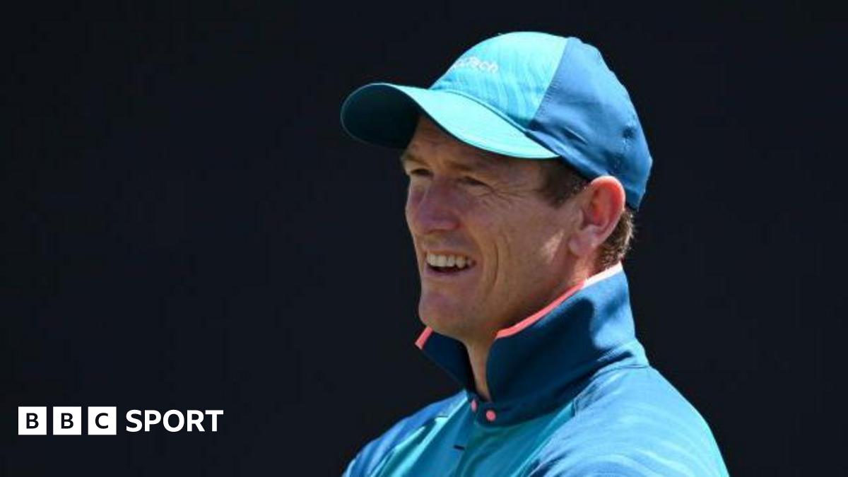 Troy Deeney and Moises Caicedo