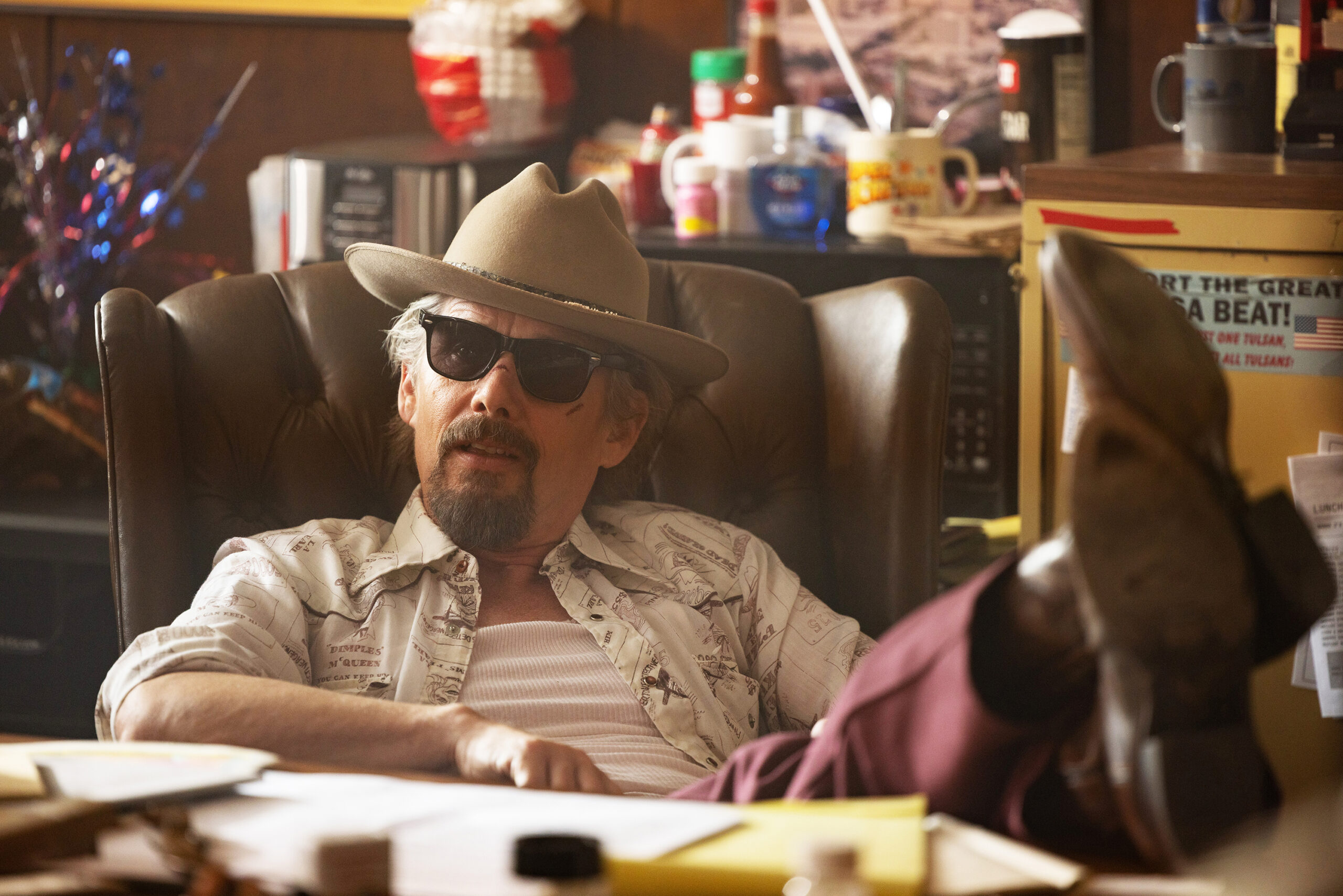 FX's The Lowdown -- "The Sensitive Kind" Episode 8-- Pictured: Tim Blake Nelson as Dale Washberg. CR: Shane Brown/FX